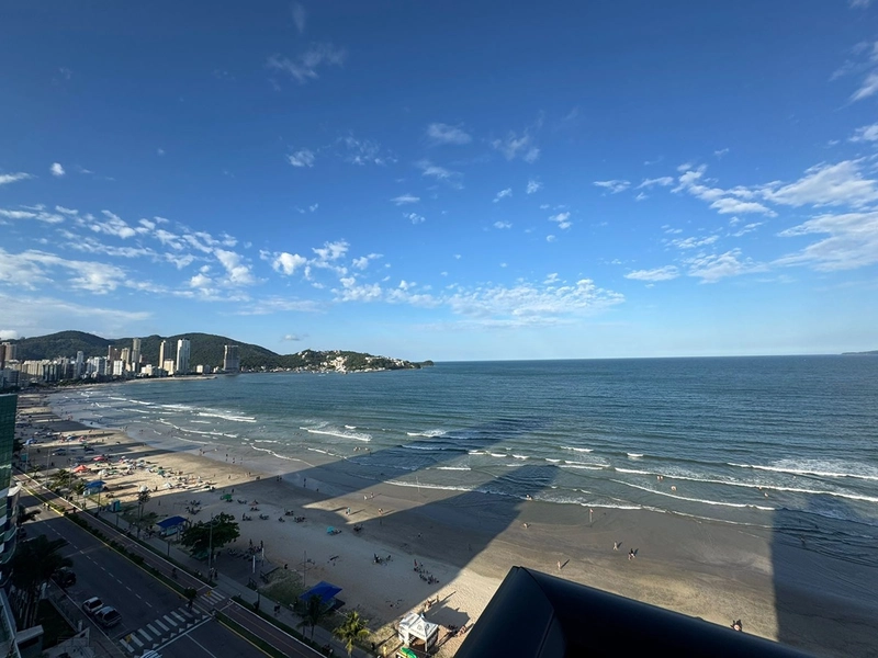 Sofisticação Frente Mar no Centro – 4 Suítes: 2ª foto da galeria de imagens do imóvel