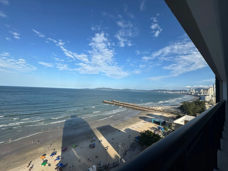 Sofisticação Frente Mar no Centro – 4 Suítes: 4ª foto da galeria de imagens do imóvel