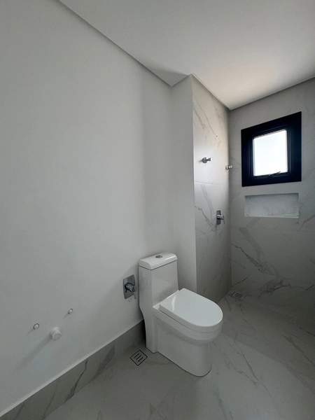 Sofisticação Frente Mar no Centro – 4 Suítes: 12ª foto da galeria de imagens do imóvel