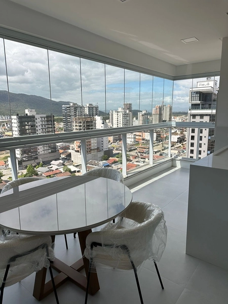 APARTAMENTO À VENDA – 3 SUÍTES | 3 VAGAS | MOBILIADO | 130m² | PEREQUÊ: 1ª foto da galeria de imagens do imóvel