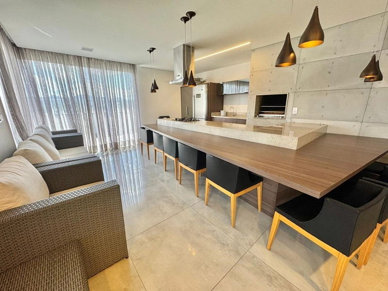 Apartamento em localização privilegiada no centro de Blumenau: 3ª foto da galeria de imagens do imóvel