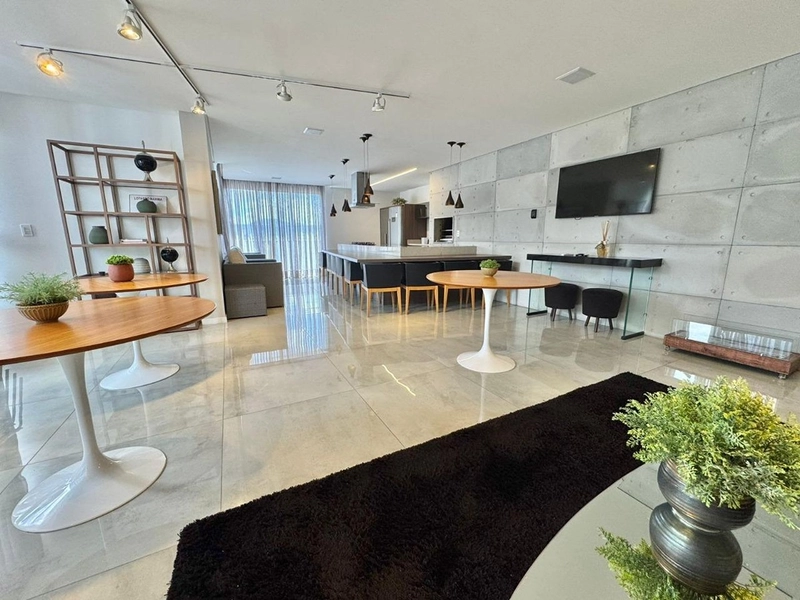 Apartamento em localização privilegiada no centro de Blumenau: 2ª foto da galeria de imagens do imóvel