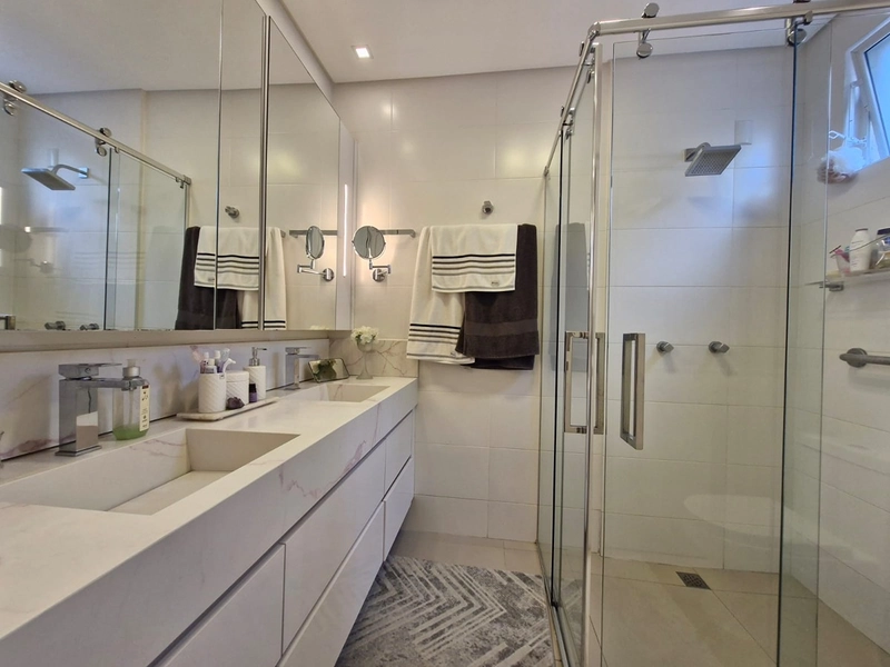 APARTAMENTO MOBILIADO E DECORADO À VENDA – MEIA PRAIA, ITAPEMA/SC: 11ª foto da galeria de imagens do imóvel