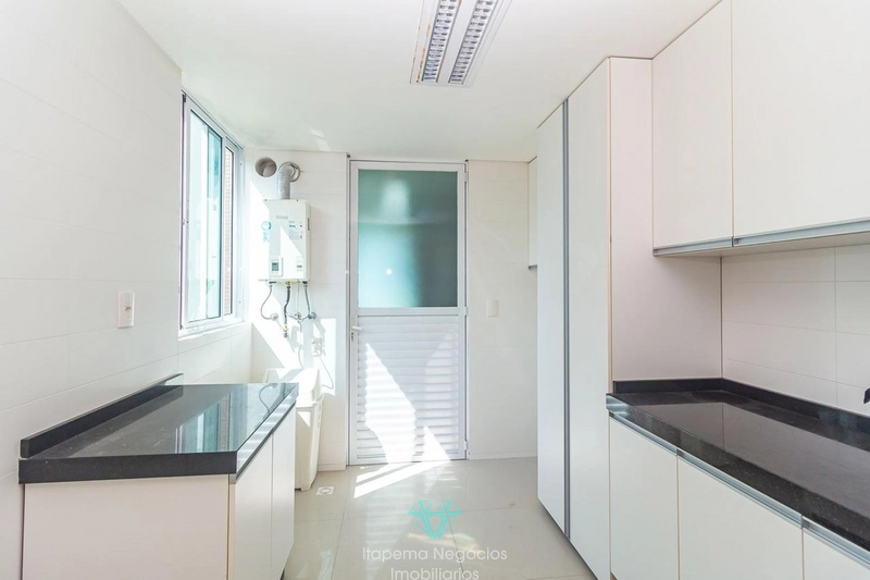 Apartamento com 4 Suítes à Venda, 315 m² em Meia Praia - Itapema: 71ª foto da galeria de imagens do imóvel