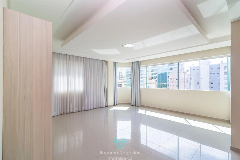 Apartamento com 4 Suítes à Venda, 315 m² em Meia Praia - Itapema: 6ª foto da galeria de imagens do imóvel