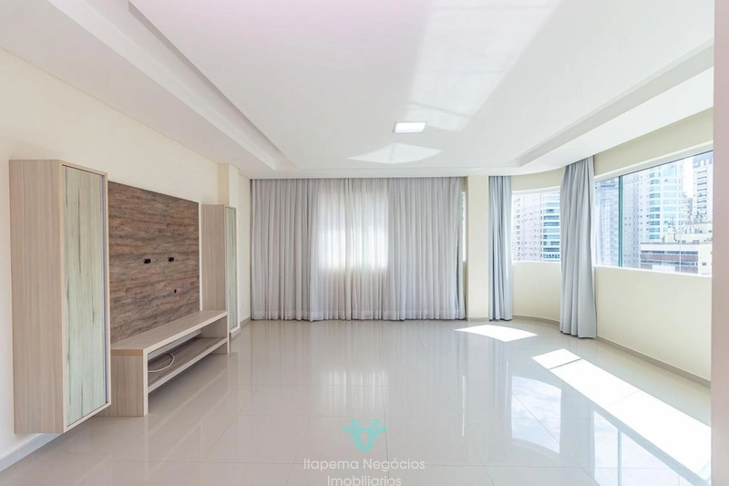 Apartamento com 4 Suítes à Venda, 315 m² em Meia Praia - Itapema: 12ª foto da galeria de imagens do imóvel