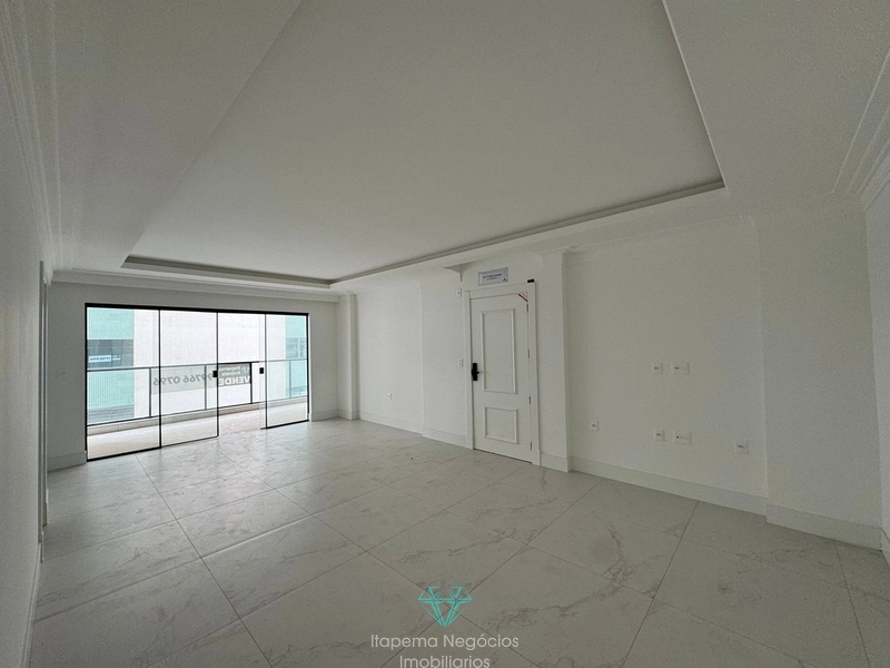 Apartamento 3 Suítes - Meia Praia: 19ª foto da galeria de imagens do imóvel