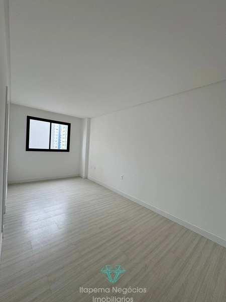 Apartamento 3 Suítes - Meia Praia: 5ª foto da galeria de imagens do imóvel