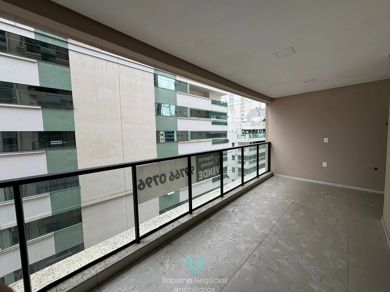 Apartamento 3 Suítes - Meia Praia: 12ª foto da galeria de imagens do imóvel