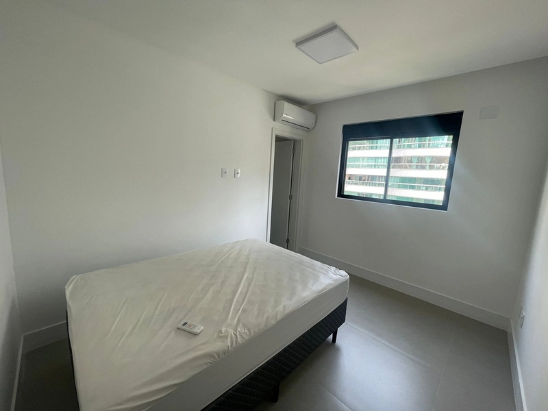 LOCAÇÃO ANUAL – APARTAMENTO COM 3 SUÍTES NA MEIA PRAIA: 7ª foto da galeria de imagens do imóvel