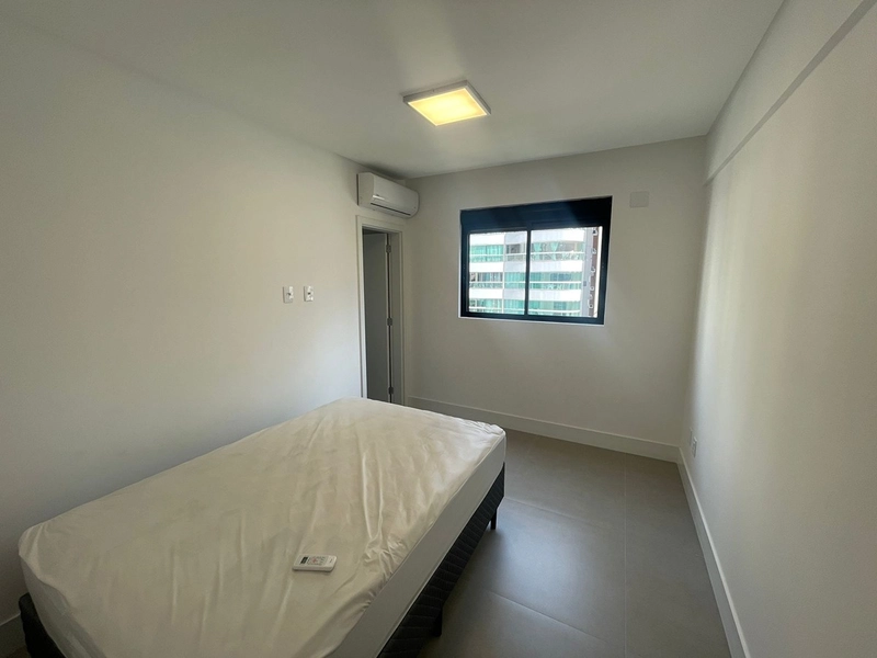 LOCAÇÃO ANUAL – APARTAMENTO COM 3 SUÍTES NA MEIA PRAIA: 8ª foto da galeria de imagens do imóvel