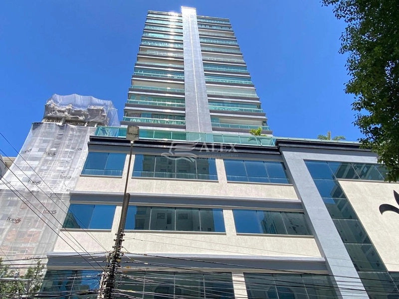 Apartamento de Alto Padrão na 2ª Avenida – Meia Praia, Itapema Amplo Espaço, Requinte e Vista Panorâmica: 20ª foto da galeria de imagens do imóvel