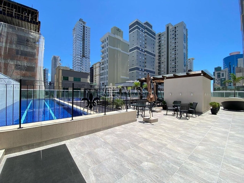 Apartamento de Alto Padrão na 2ª Avenida – Meia Praia, Itapema Amplo Espaço, Requinte e Vista Panorâmica: 16ª foto da galeria de imagens do imóvel