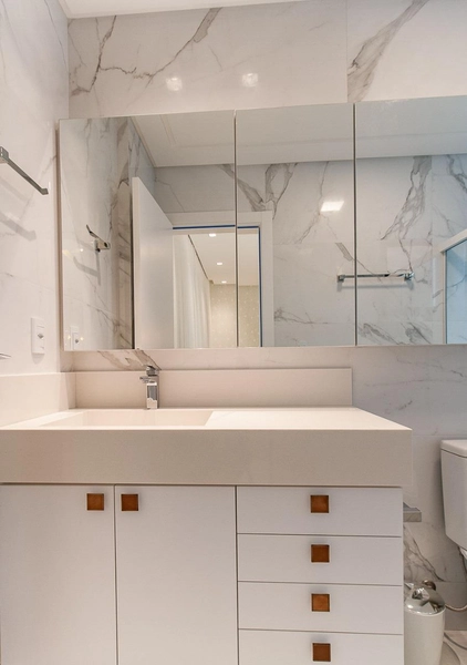 Maravilhoso apartamento finamente mobiliado e decorado na quadra do mar .: 19ª foto da galeria de imagens do imóvel