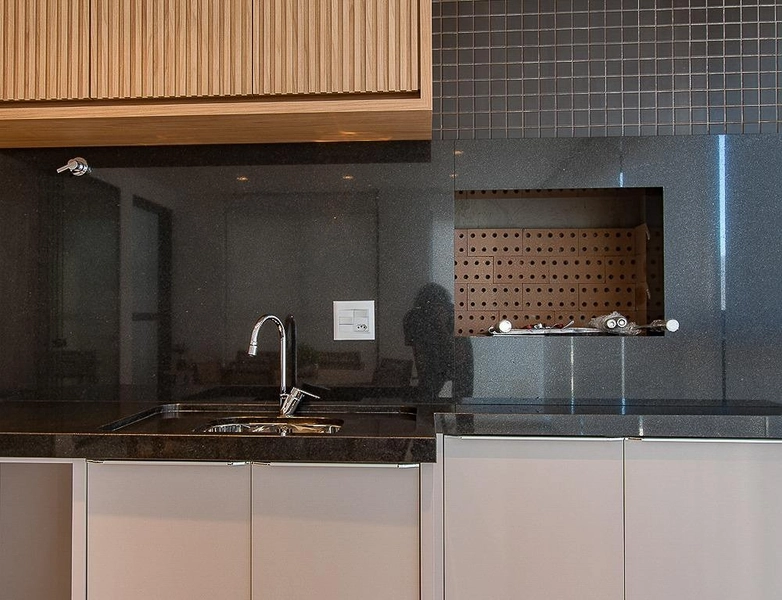 Maravilhoso apartamento finamente mobiliado e decorado na quadra do mar .: 13ª foto da galeria de imagens do imóvel