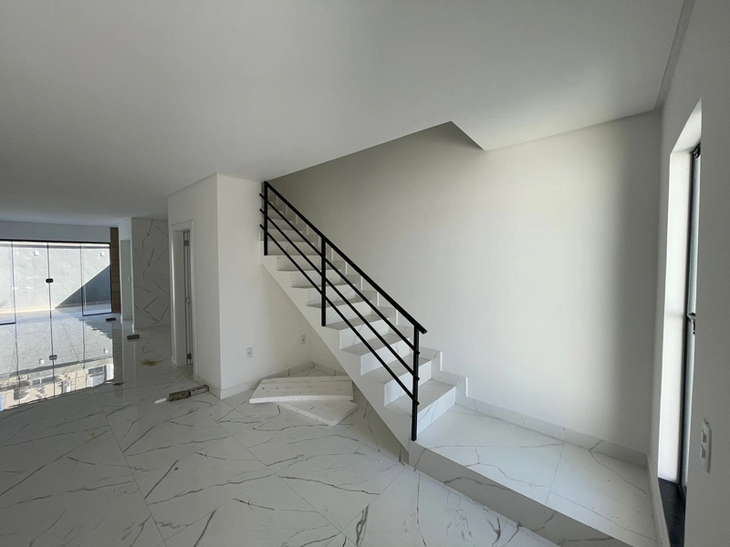 SOBRADO À VENDA – MORRETES: 4ª foto da galeria de imagens do imóvel