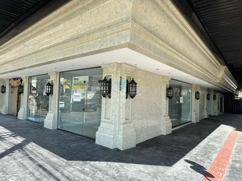 Sala Comercial - Frente Avenida e próximo do mar!: 1ª foto da galeria de imagens do imóvel