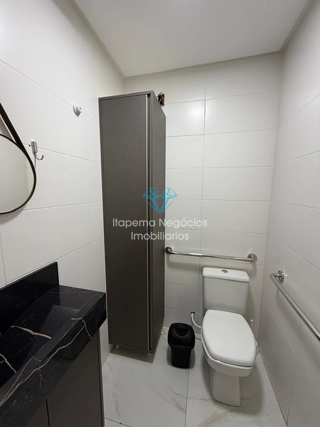 Sala Comercial mobiliada na Meia Praia.: 9ª foto da galeria de imagens do imóvel