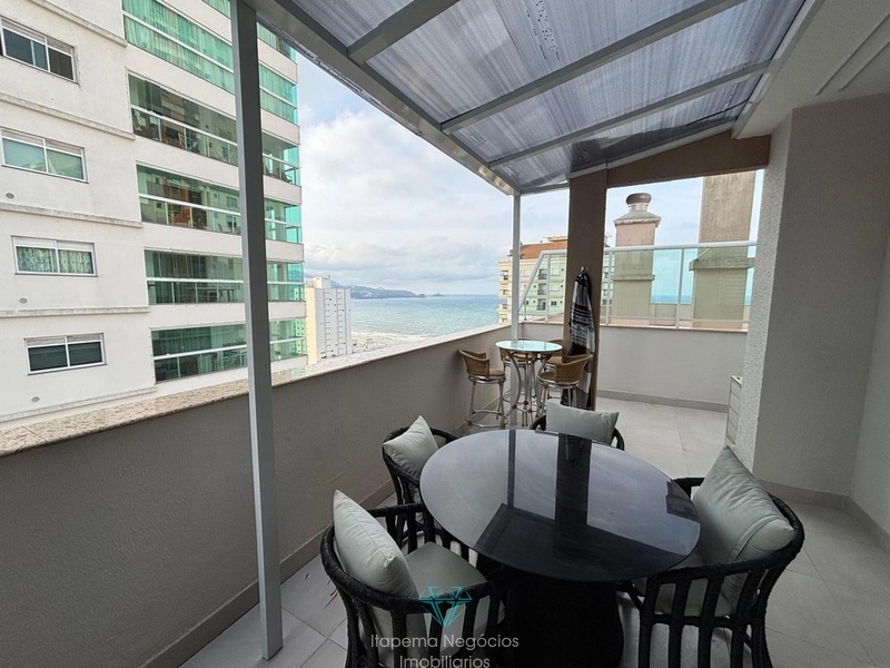 Cobertura duplex mobiliada, 4 suítes, 2 vagas, vista mar em Meia Praia: 31ª foto da galeria de imagens do imóvel
