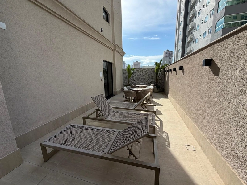 Apartamento com 3 Suítes - Segunda Quadra - Meia Praia - Itapema / SC: 23ª foto da galeria de imagens do imóvel