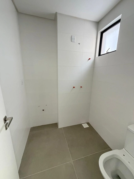 Apartamento com 3 Suítes - Segunda Quadra - Meia Praia - Itapema / SC: 12ª foto da galeria de imagens do imóvel