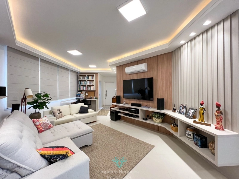 Apartamento com 3 suítes 2 vagas - Quadra mar, mobiliado e decorado.: 3ª foto da galeria de imagens do imóvel