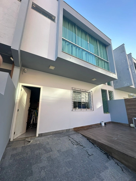 Sobrado à Venda no Perequê – Mobiliado: 30ª foto da galeria de imagens do imóvel