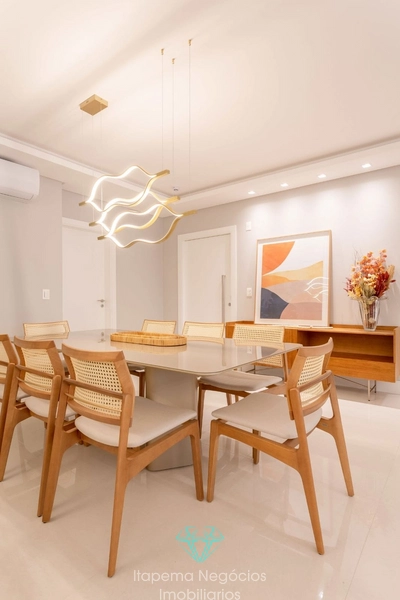 Apartamento 4 Suítes, 3 Vagas - Alto Padrão e de frente para avenida.: 2ª foto da galeria de imagens do imóvel
