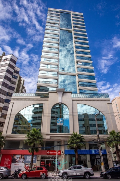 Apartamento 4 Suítes, 3 Vagas - Alto Padrão e de frente para avenida.: 23ª foto da galeria de imagens do imóvel