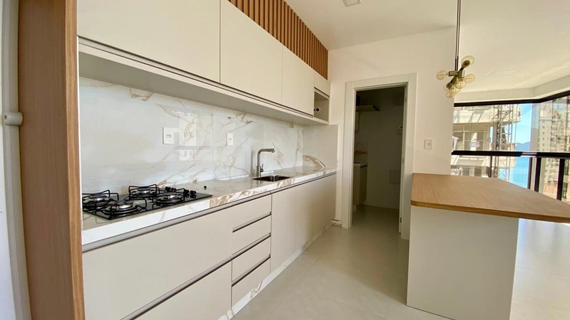 Excelente apartamento em Porto Belo : 2ª foto da galeria de imagens do imóvel