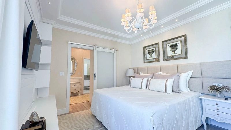 Cobertura Duplex de Alto Padrão na Quadra do Mar – Meia Praia: 12ª foto da galeria de imagens do imóvel