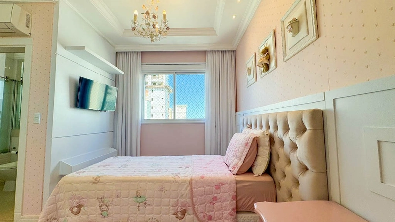 Cobertura Duplex de Alto Padrão na Quadra do Mar – Meia Praia: 16ª foto da galeria de imagens do imóvel