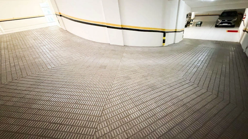 Cobertura Duplex de Alto Padrão na Quadra do Mar – Meia Praia: 43ª foto da galeria de imagens do imóvel