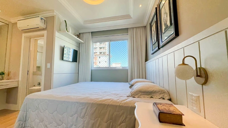 Cobertura Duplex de Alto Padrão na Quadra do Mar – Meia Praia: 19ª foto da galeria de imagens do imóvel