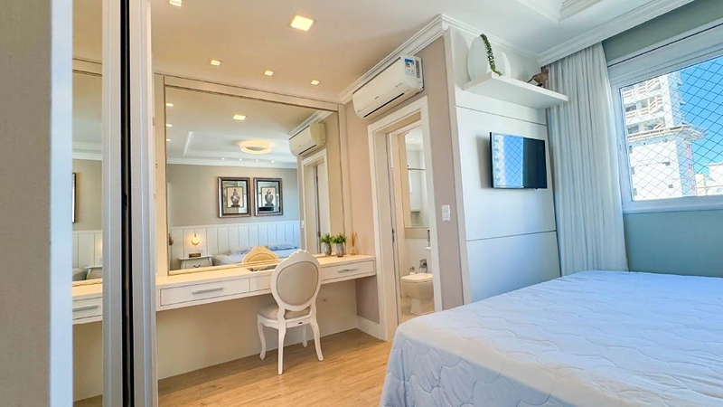 Cobertura Duplex de Alto Padrão na Quadra do Mar – Meia Praia: 21ª foto da galeria de imagens do imóvel