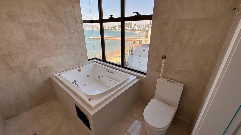 Apartamento de alto padrão à venda no Centro de Itapema – 185 m² privativos | 4 suítes | 3 vagas: 8ª foto da galeria de imagens do imóvel