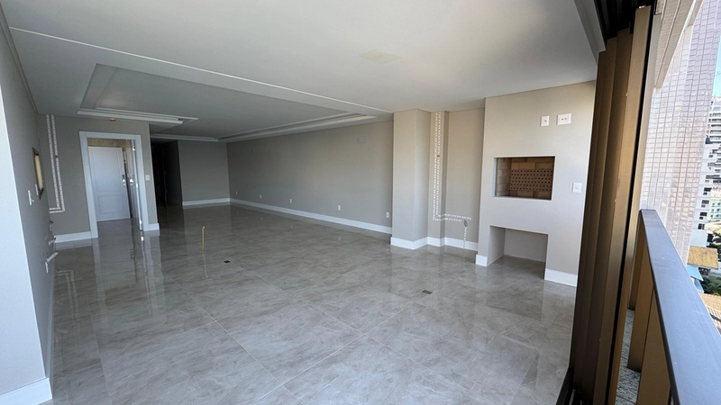 Apartamento de alto padrão à venda no Centro de Itapema – 185 m² privativos | 4 suítes | 3 vagas: 2ª foto da galeria de imagens do imóvel