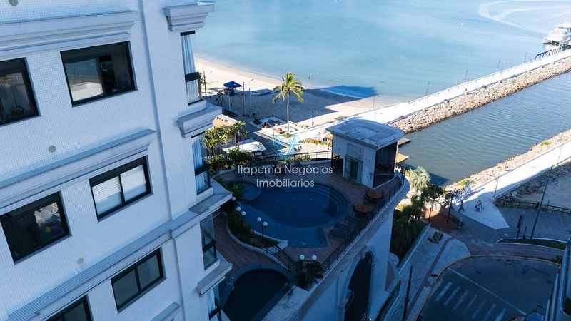 Frente mar, centro de Itapema. Com 4 suítes , mobiliado e decorado.: 31ª foto da galeria de imagens do imóvel