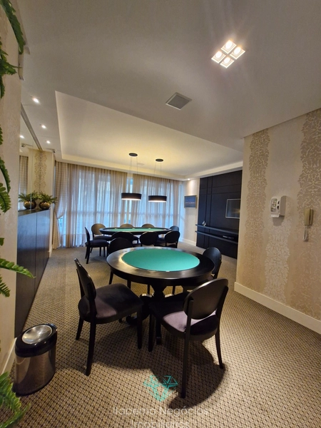 Apartamento 4 Dormitórios Sendo 4 Suítes - Frente para o mar.: 30ª foto da galeria de imagens do imóvel