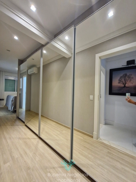 Apartamento 4 Dormitórios Sendo 4 Suítes - Frente para o mar.: 56ª foto da galeria de imagens do imóvel