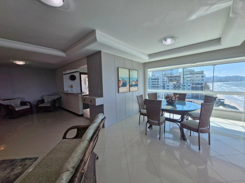 Apartamento Frente mar., 04 dormitórios, 02 vagas.: 20ª foto da galeria de imagens do imóvel