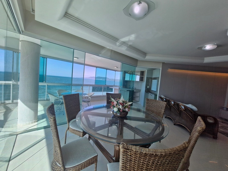 Apartamento Frente mar., 04 dormitórios, 02 vagas.: 21ª foto da galeria de imagens do imóvel