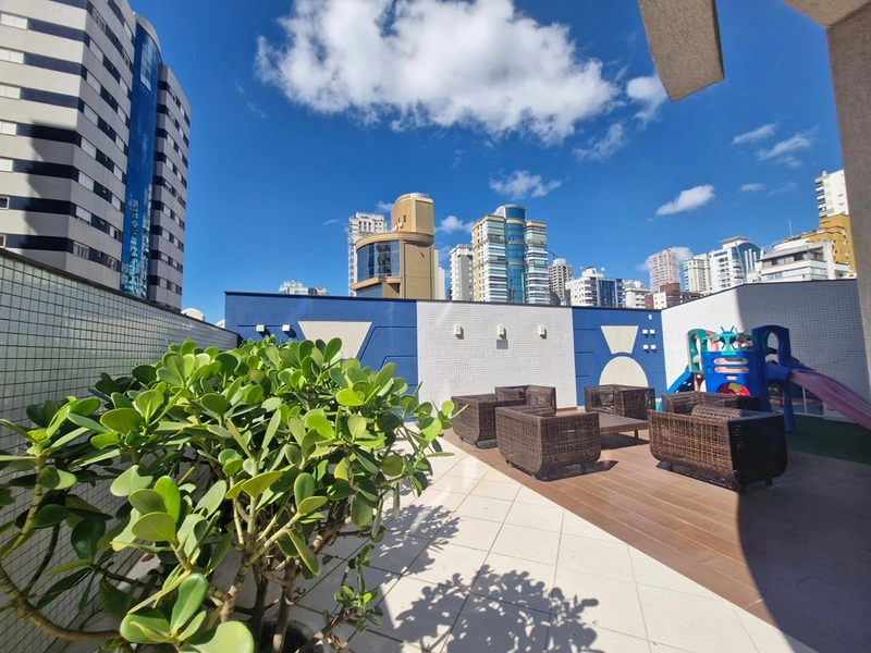 LOCAÇÃO DE APARTAMENTO – MEIA PRAIA | FRENTE AVENIDA COM VISTA MAR: 47ª foto da galeria de imagens do imóvel