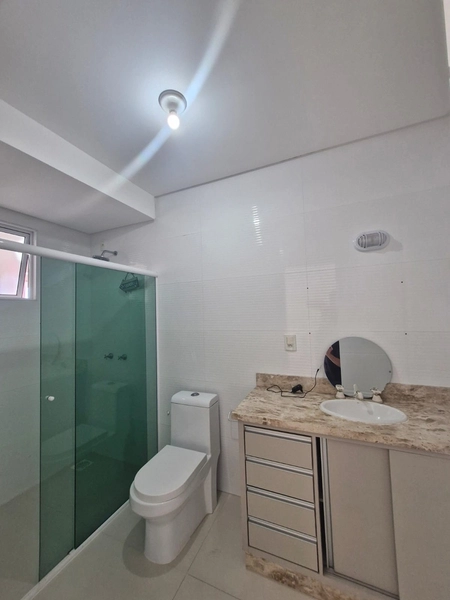 LOCAÇÃO DE APARTAMENTO – MEIA PRAIA | FRENTE AVENIDA COM VISTA MAR: 23ª foto da galeria de imagens do imóvel