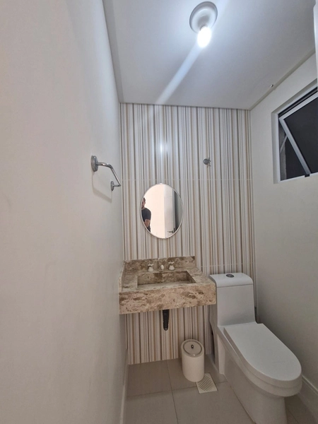 LOCAÇÃO DE APARTAMENTO – MEIA PRAIA | FRENTE AVENIDA COM VISTA MAR: 24ª foto da galeria de imagens do imóvel