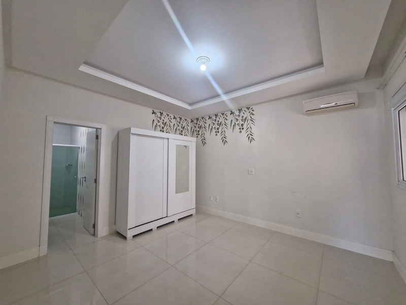 LOCAÇÃO DE APARTAMENTO – MEIA PRAIA | FRENTE AVENIDA COM VISTA MAR: 17ª foto da galeria de imagens do imóvel