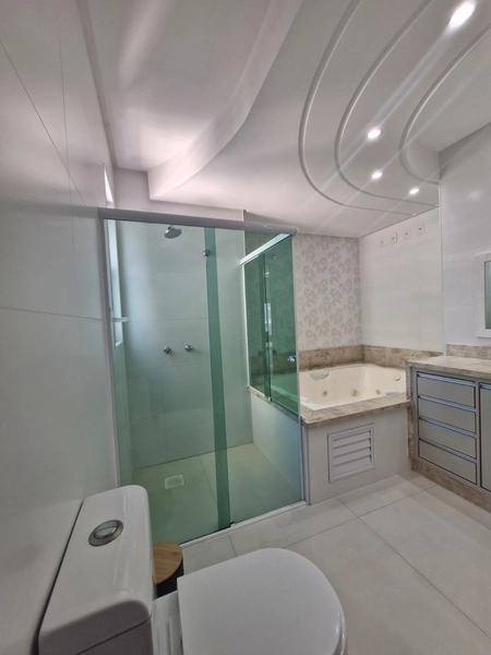 LOCAÇÃO DE APARTAMENTO – MEIA PRAIA | FRENTE AVENIDA COM VISTA MAR: 22ª foto da galeria de imagens do imóvel