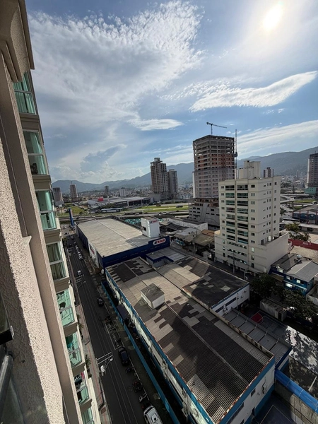3 Dormitórios Sendo 3 Suítes  Meia Praia - Itapema / SC: 13ª foto da galeria de imagens do imóvel