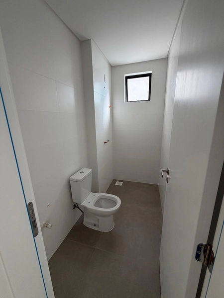 3 Dormitórios Sendo 3 Suítes  Meia Praia - Itapema / SC: 7ª foto da galeria de imagens do imóvel