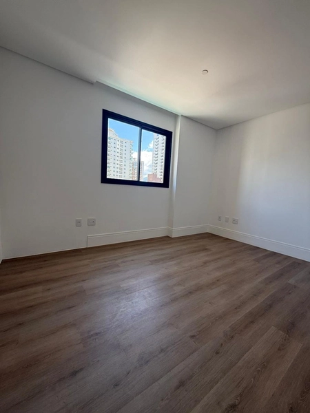 Apartamento à Venda em Meia Praia – Alto Padrão: 17ª foto da galeria de imagens do imóvel